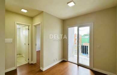 Imagem: O apartamento possui 2 Dormitórios, 1 Banheiro, 1 Vaga na garagem