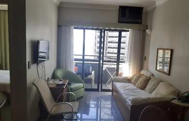 Imagem: O apartamento possui 1 Dormitório, 1 Banheiro, 1 Vaga na garagem