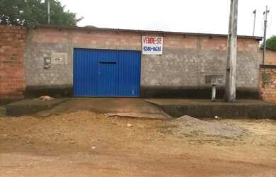 Imagem: A casa possui 1 Dormitório, 1 Banheiro, 3 Vagas na garagem