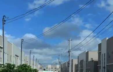 Imagem: A casa em condomínio possui 2 Dormitórios, 1 Banheiro, 2 Vagas