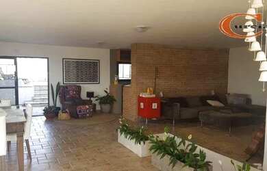 Imagem: O apartamento na cobertura possui 4 Dormitórios, 5 Banheiros