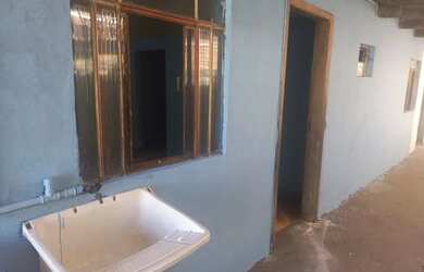 Imagem: A casa em condomínio possui 1 Dormitório, 1 Banheiro, 1 Vaga