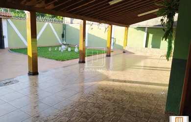 Imagem: A chácara possui 150m² de Área e está localizado em Ribeirão