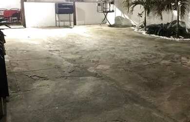 Imagem 6: Alugo casa. Varanda, 3 Vagas na garageme4 Dormitórios