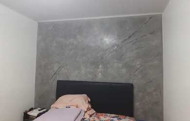 Imagem: A casa possui 3 Dormitórios, 3 Banheiros, 1 Vaga na garagem