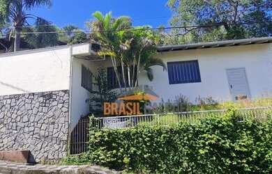 Imagem: O depósito possui 250m² de Área e está localizado em Velha