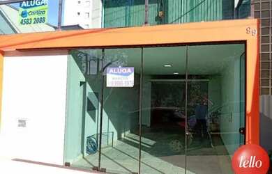 Imagem: A casa possui 3 Dormitórios, 1 Banheiro, 2 Vagas na garagem