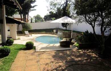 Imagem 1: Casa para locação ao lado do Jockey Club, Parque Alfredo Volpi e Avenida...