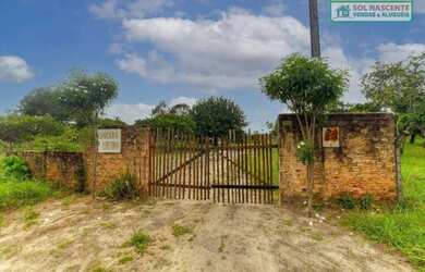 Imagem: O terreno à venda possui e está localizado em Pedras, Fortaleza