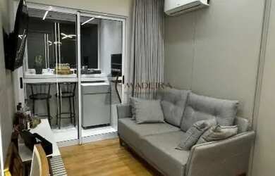 Imagem: O apartamento possui 2 Dormitórios, 1 Banheiro, 1 Vaga na garagem