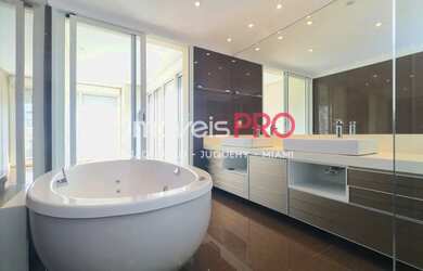 Imagem 16: Sofisticado e elegante com vista para o Parque do Ibirapuera