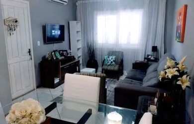 Imagem 4: Casa em Porto Alegre, no bairro Hípica, com 3 dormitório s , e 3 banheiros,...