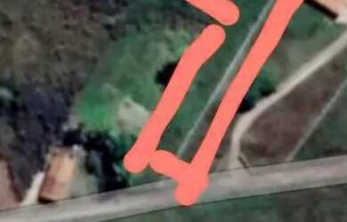 Imagem: A chácara possui 4000m² de Área, Área de serviço e Varanda