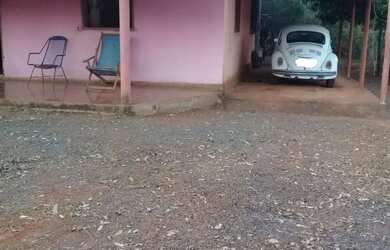 Imagem: A fazenda possui 1.000m² de Área e está localizado em Três