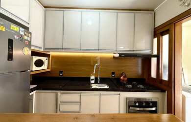 Imagem 5: Apartamento 2 dormitórios, mobiliado e decorado na Zona Nova Capão da...