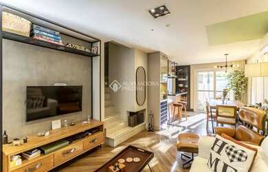 Imagem: A casa em condomínio possui 3 Dormitórios, 2 Banheiros, 1