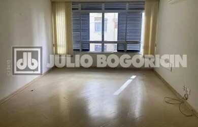 Imagem: O apartamento possui 3 Dormitórios, 3 Banheiros, 1 Vaga na