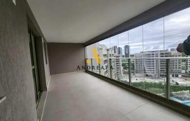 Imagem: O apartamento na cobertura possui 4 Dormitórios, 5 Banheiros