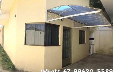 Imagem: A casa possui 2 Dormitórios, 1 Banheiro, 1 Vaga na garagem