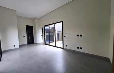 Imagem: A casa em condomínio possui 3 Dormitórios, 4 Banheiros, 4