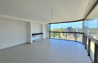 Imagem: O apartamento possui 4 Dormitórios, 5 Banheiros, 4 Vagas na