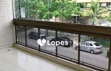 Imagem: O apartamento possui 3 Dormitórios, 2 Banheiros, 2 Vagas na