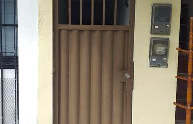 Imagem: A casa possui 1 Dormitório e 1 Banheiro e está localizado