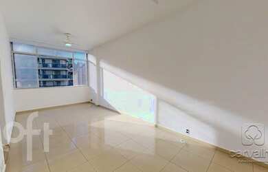 Imagem: O apartamento possui 2 Dormitórios, 2 Banheiros, 70m² de Área