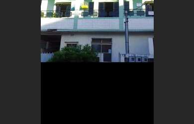 Imagem: A casa possui 3 Dormitórios, 2 Banheiros, 200m² de Área e