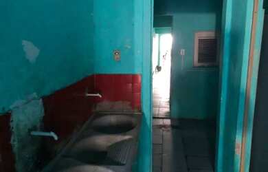 Imagem: A casa possui 3 Dormitórios, 2 Banheiros, 46m² de Área e