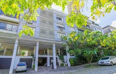 Imagem: O apartamento possui 3 Dormitórios, 5 Banheiros, 3 Vagas na