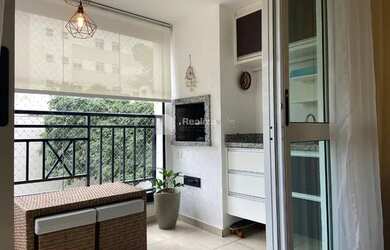 Imagem: O apartamento possui 4 Dormitórios, 5 Banheiros, 2 Vagas na