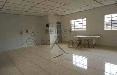 Imagem 2: Galpão/Depósito/Armazém para venda possui 238 metros quadrados