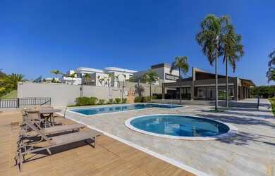 Imagem: O terreno possui 1.000m² de Área e está localizado em Chácaras