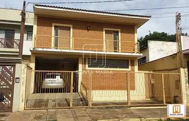 Imagem: O depósito possui 3 Vagas na garagem, 152m² de Área e está