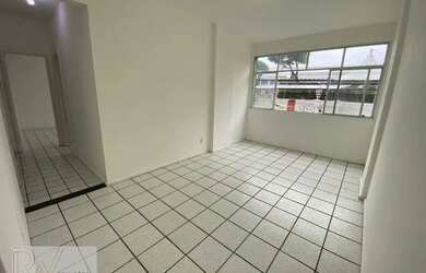 Imagem: O apartamento possui 2 Dormitórios, 2 Banheiros, 77m² de Área