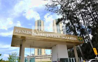 Imagem: O apartamento possui 3 Dormitórios, 1 Banheiro, 1 Vaga na garagem