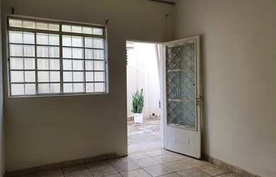 Imagem: O apartamento possui 2 Dormitórios, 1 Banheiro, 101m² de Área