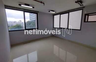 Imagem: O depósito possui 1 Vaga na garagem, 35m² de Área e está