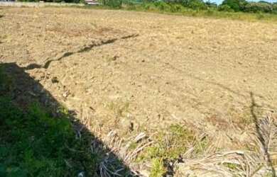 Imagem: O terreno possui 23000m² de Área e está localizado em Parque