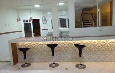 Imagem: A casa em condomínio possui 4 Dormitórios, 5 Banheiros, 4