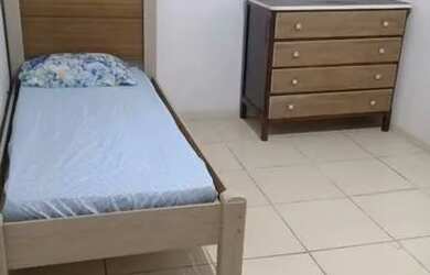 Imagem: O quarto possui Imóvel mobiliado e está localizado em Santa