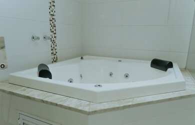 Imagem 9: Casa no condomínio Villaggio III para venda