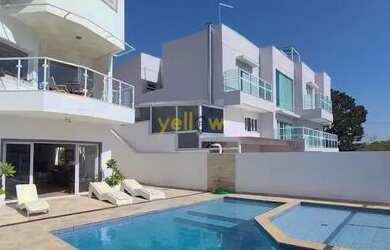 Imagem: A casa em condomínio possui 4 Dormitórios, 5 Banheiros, 4