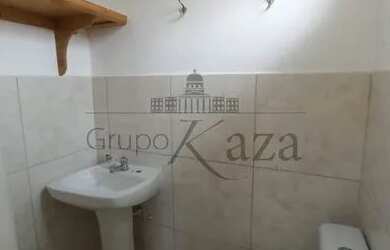 Imagem 8: Galpão/Depósito/Armazém para venda possui 238 metros quadrados