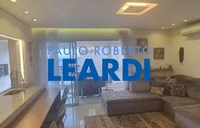 Imagem: O apartamento na cobertura possui 4 Dormitórios, 5 Banheiros