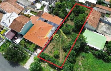 Imagem: O terreno possui 600m² de Área e está localizado em Santa