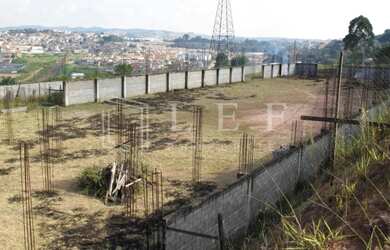 Imagem: O terreno possui 7.427m² de Área e está localizado em Jardim