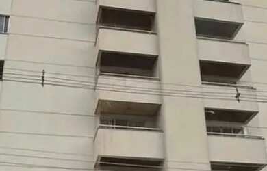 Imagem: O apartamento possui 3 Dormitórios, 2 Banheiros, 2 Vagas na