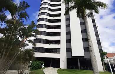 Imagem: O apartamento possui 5 Dormitórios, 5 Banheiros, 4 Vagas na